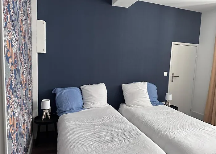 En Centre Historique Avec Terrasse Privee Et Confort - Fr-1-489-460 Apartment *